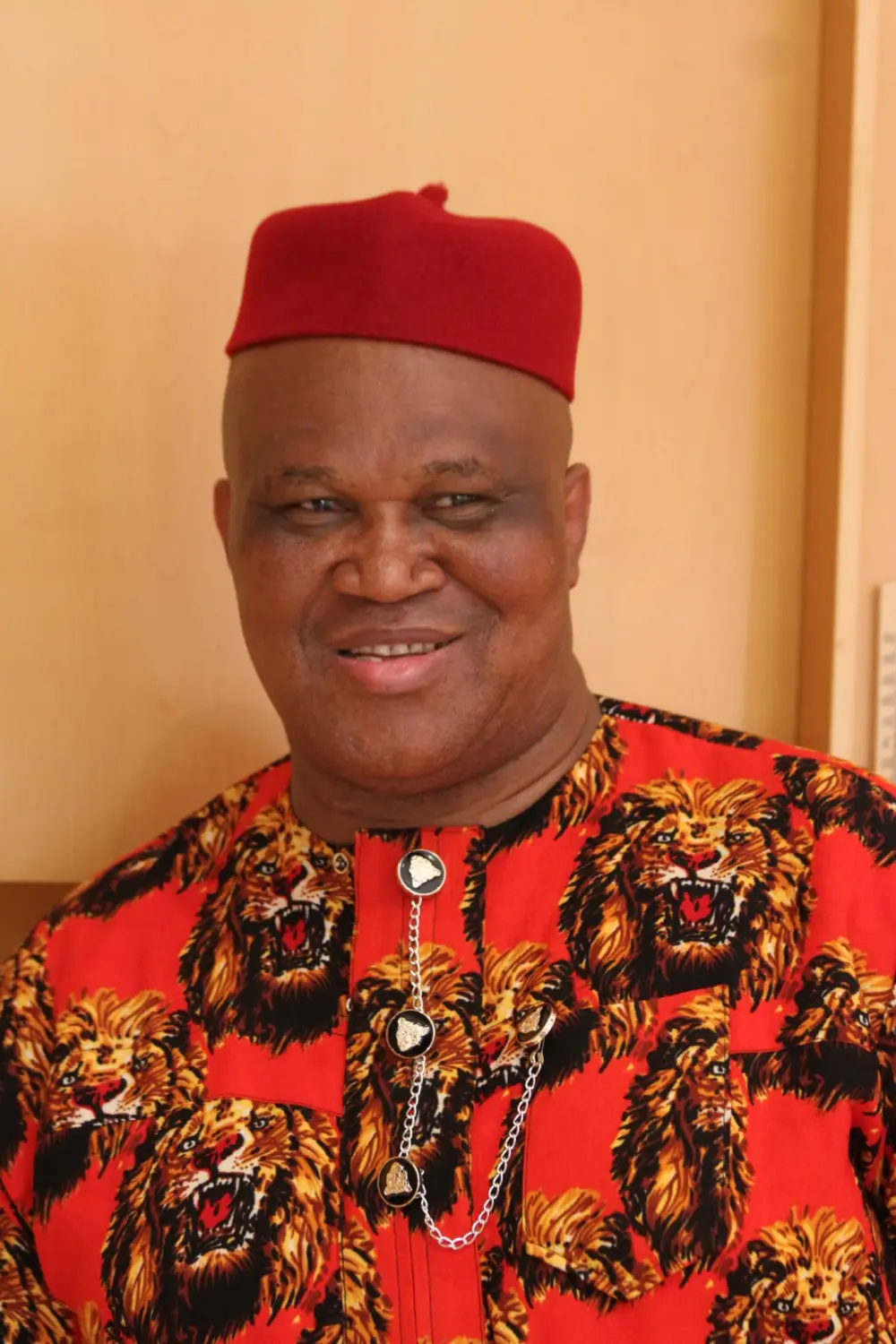 Tübingen - Reutlingen e. V Igbo Union OBINWANNE – Gemeinnütziger und unpolitischer Verein mit Sitz in Reutlingen – Exekutive - Assistant Secretary Ben Steven Onyewuchi.